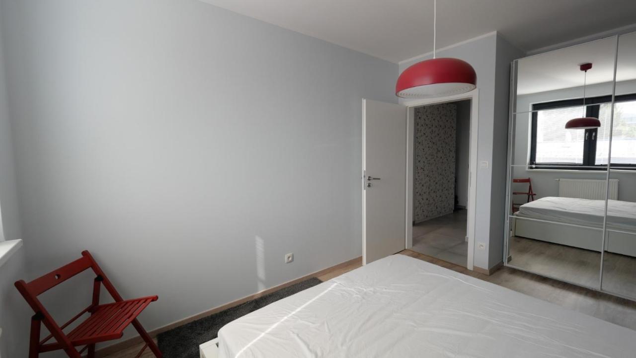 Air-Conditioned, 2 Room Apartment With Terrace Bratislava Exterior photo